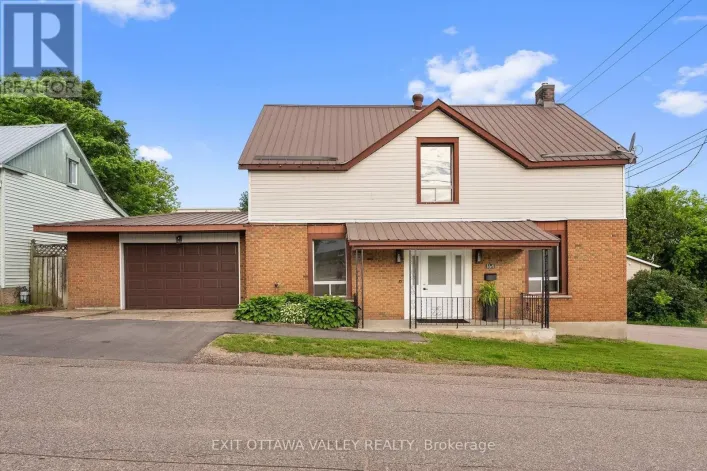 164 MAPLE AVENUE, Pembroke