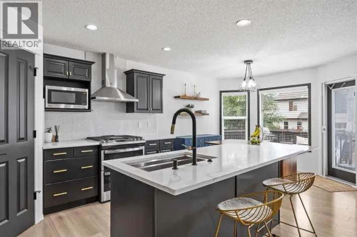 164 Silverado Range Close SW, Calgary