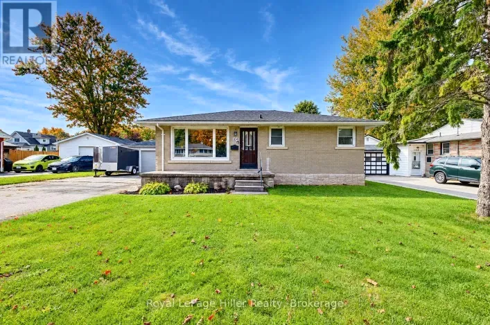164 STRACHAN STREET, Stratford