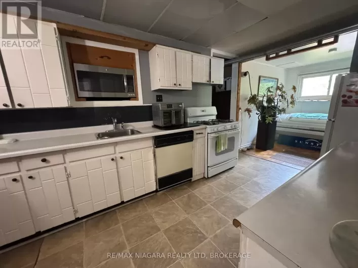 1640 DOMINION ROAD, Fort Erie