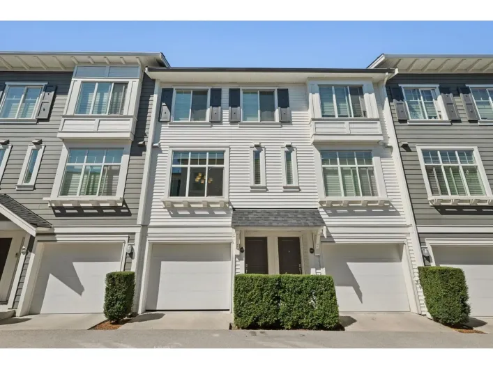 165 15230 GUILDFORD DRIVE, Surrey