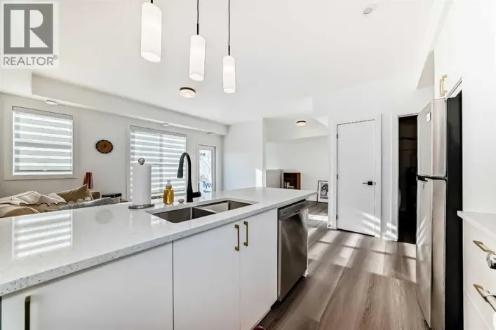 165, 2117 81 Street SW, Calgary