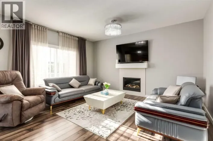 165 Bayside Loop SW, Airdrie