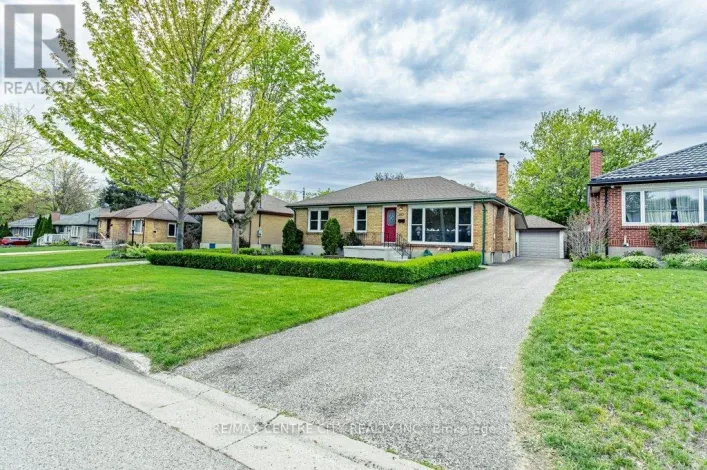 165 ELLSWORTH CRESCENT, London East