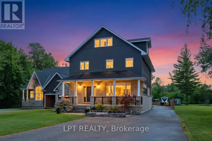 165 LAKE DRIVE E, Georgina
