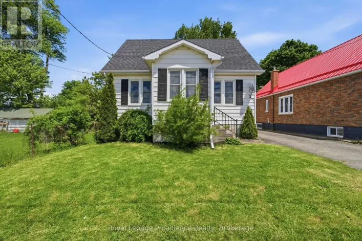 165 LINGHAM STREET, Belleville