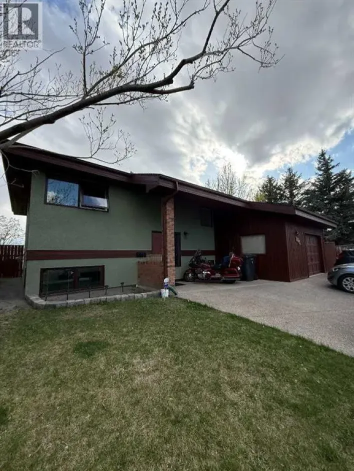 165 Princeton Crescent W, Lethbridge
