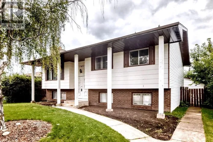 165 WILSON Crescent, Red Deer