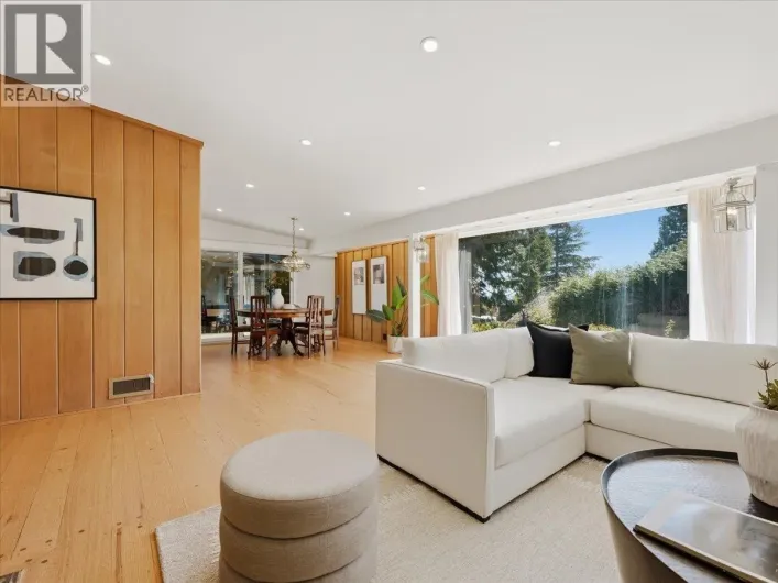 1650 MATHERS AVENUE, West Vancouver