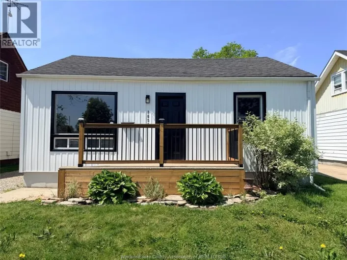 1651 AUBIN, Windsor