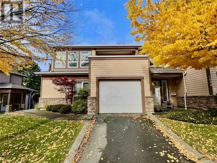 1652 Creekside Dr, Nanaimo