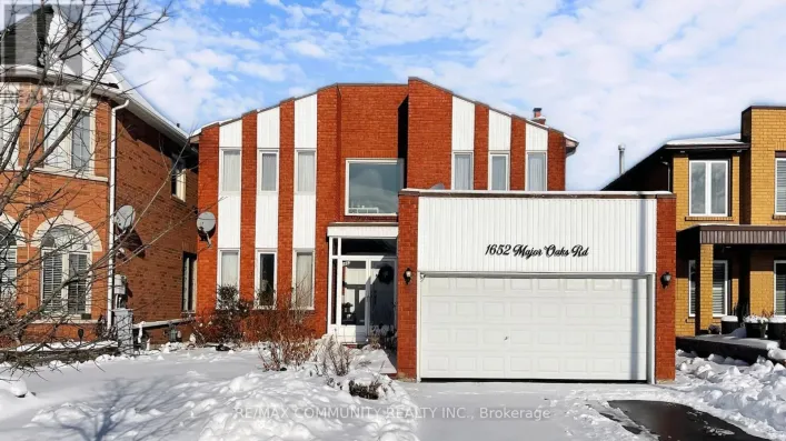 1652 MAJOR OAKS ROAD, Pickering