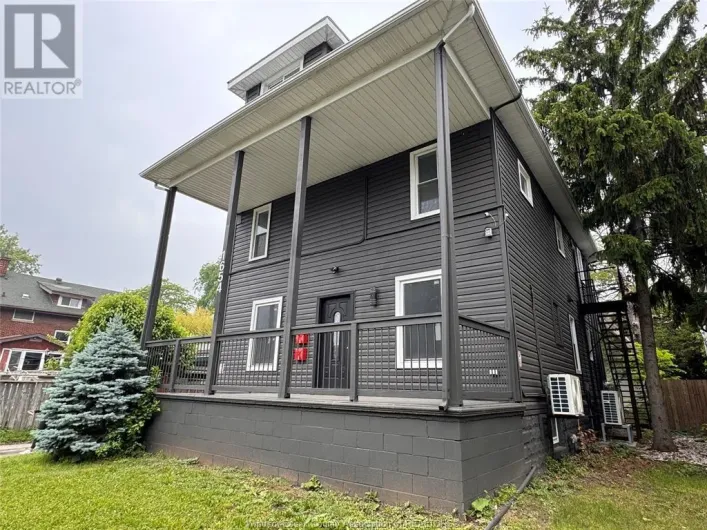 1654 Martindale, Windsor