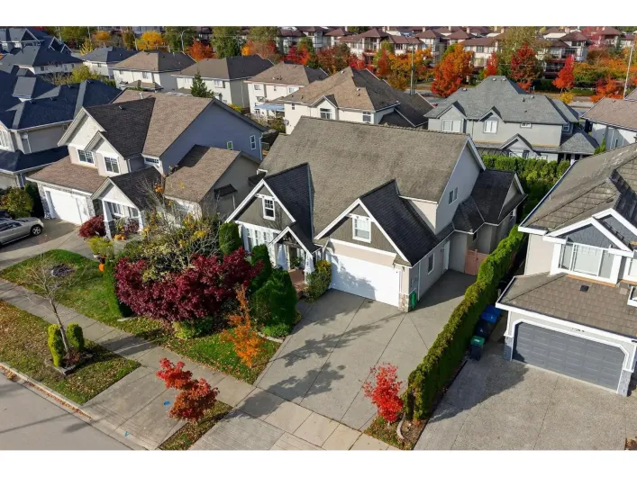 16565 63B AVENUE, Surrey