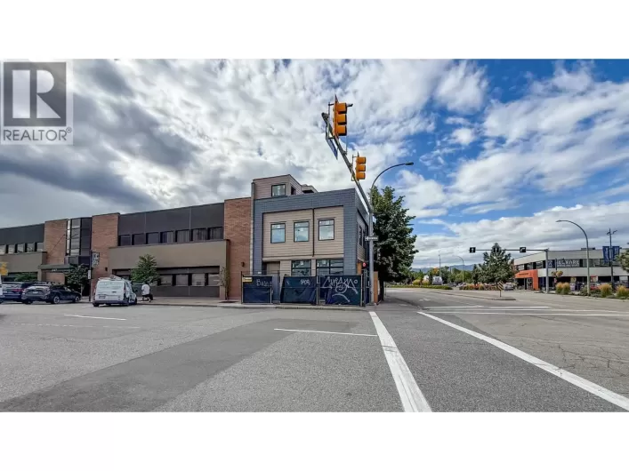 1659 Water Street, Kelowna