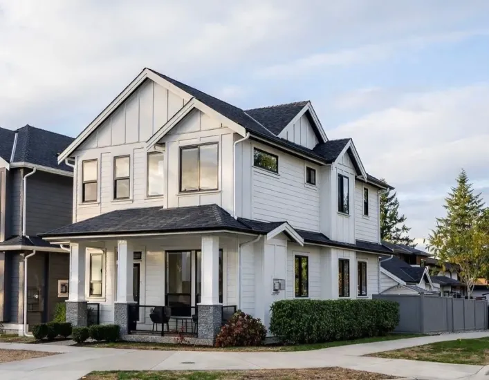 16595 25A AVENUE, Surrey