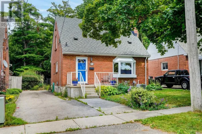 166 ASHLAND AVENUE, London East