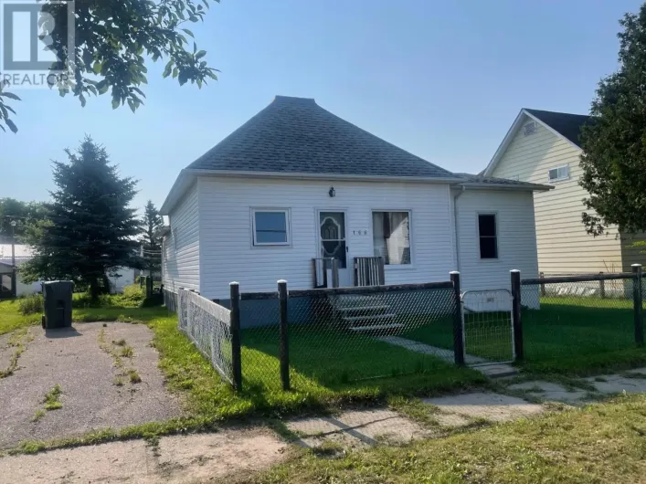 166 Bell ST, Nipigon