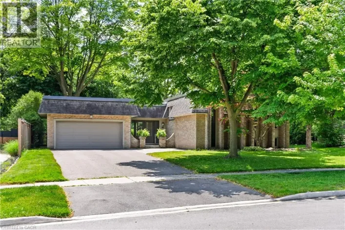 166 CASTLE Crescent, Oakville