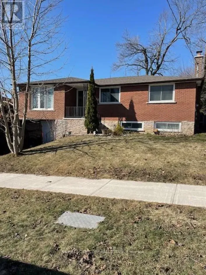 166 COLLINGS AVENUE, Bradford West Gwillimbury
