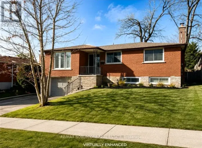 166 COLLINGS AVENUE, Bradford West Gwillimbury