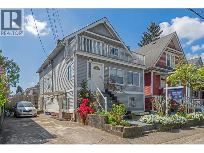 166 E 24TH AVENUE, Vancouver