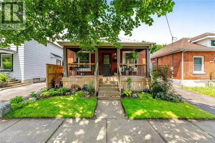 166 EAST Avenue, Brantford