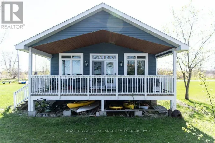 166 EASY LANE, Frontenac Islands