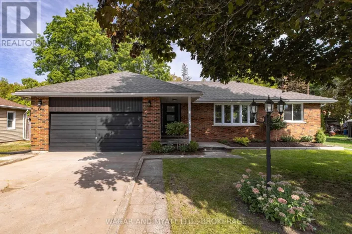 166 GREEN STREET, Deseronto)