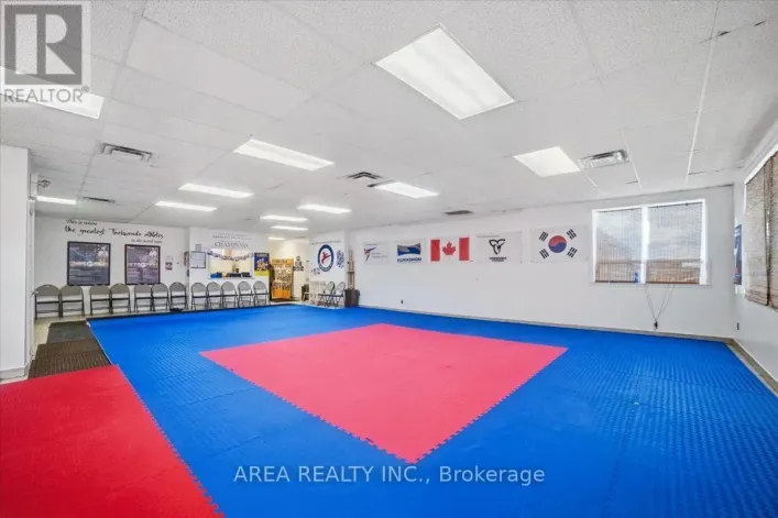 166 HIGHWAY 8, Hamilton