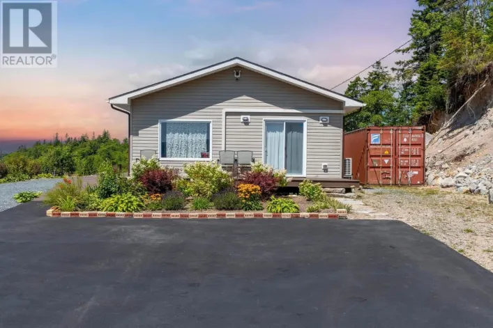 166 Hillside Drive, Boutiliers Point