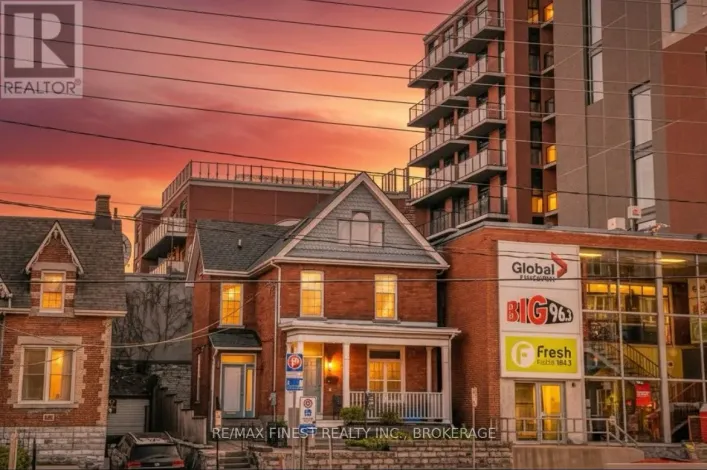 166 QUEEN STREET, Kingston