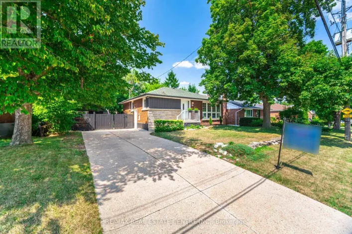 166 TERRACE DRIVE, Hamilton