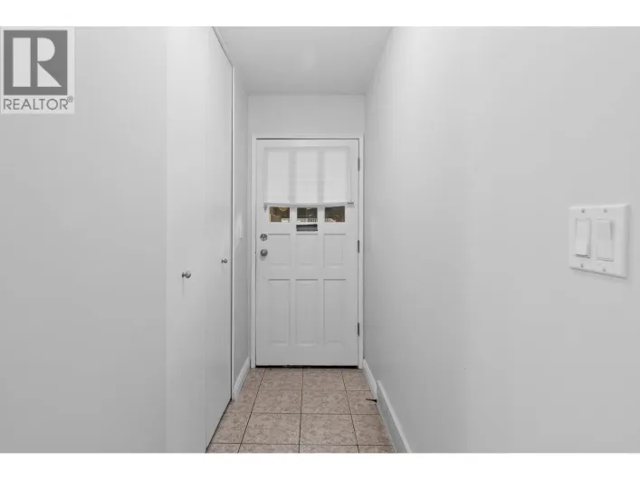 1660 Ufton Court Unit# 103, Kelowna