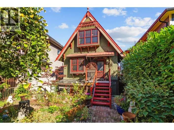 1663 ADANAC STREET, Vancouver