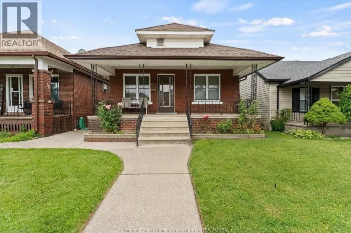1663 ELSMERE, Windsor