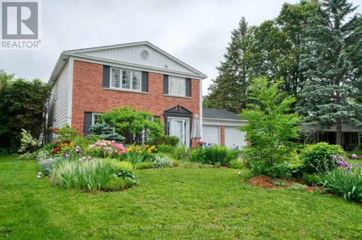 1666 AMBERDALE CRESCENT, Ottawa