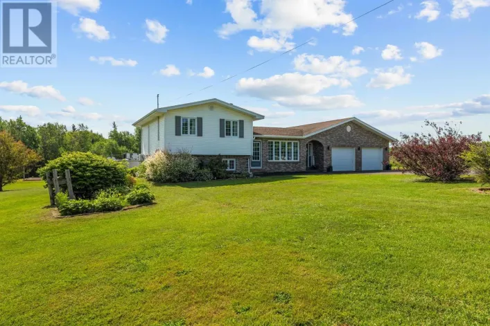1666 RTE 152, Montrose