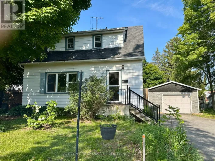 1668 VICTORIA STREET, Kingston