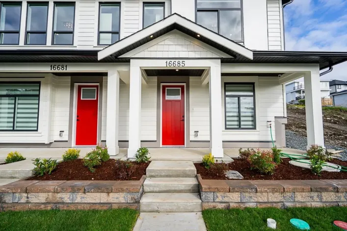 16685 16 AVENUE, Surrey