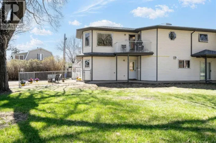 167 3 Street NE, Medicine Hat