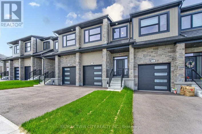 167 DUNNIGAN DRIVE, Kitchener