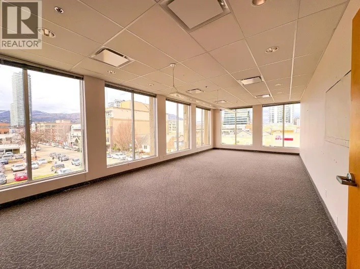 1674 Bertram Street Unit# 302, Kelowna