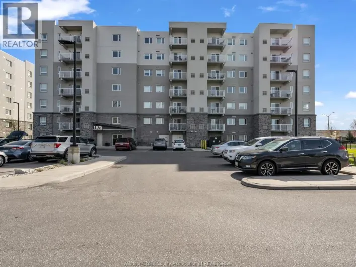 1675 BANWELL Unit# 104, Windsor