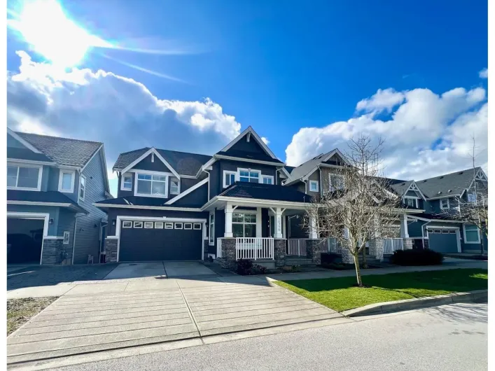 16756 17B AVENUE, Surrey