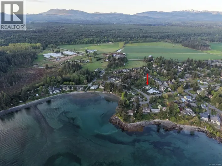 1677 Acacia Rd, Nanoose Bay
