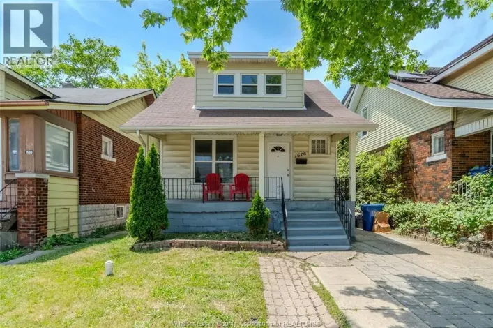 1679 Howard AVENUE, Windsor