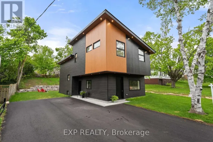 168 BERCZY STREET, Barrie