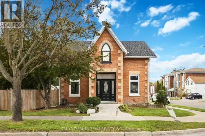 168 CENTRE STREET S, Oshawa