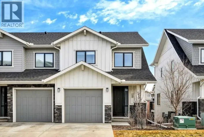 168 Crestridge Common SW, Calgary